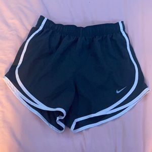 nike dri fits size small